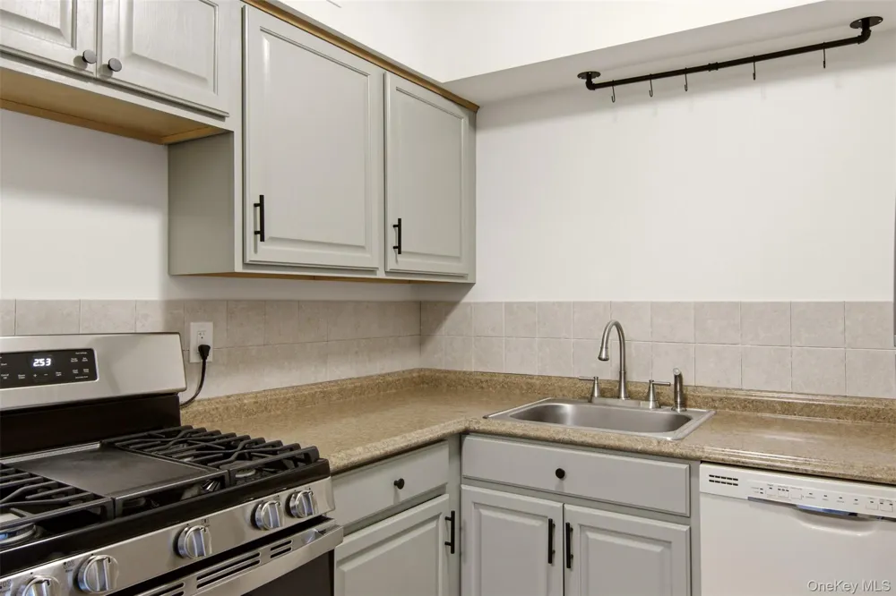 58 Bailey Court #58 Middle Island, NY 11953