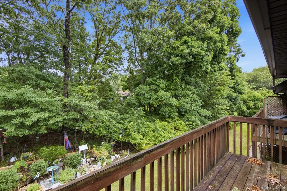 58 Bailey Court #58 Middle Island, NY 11953