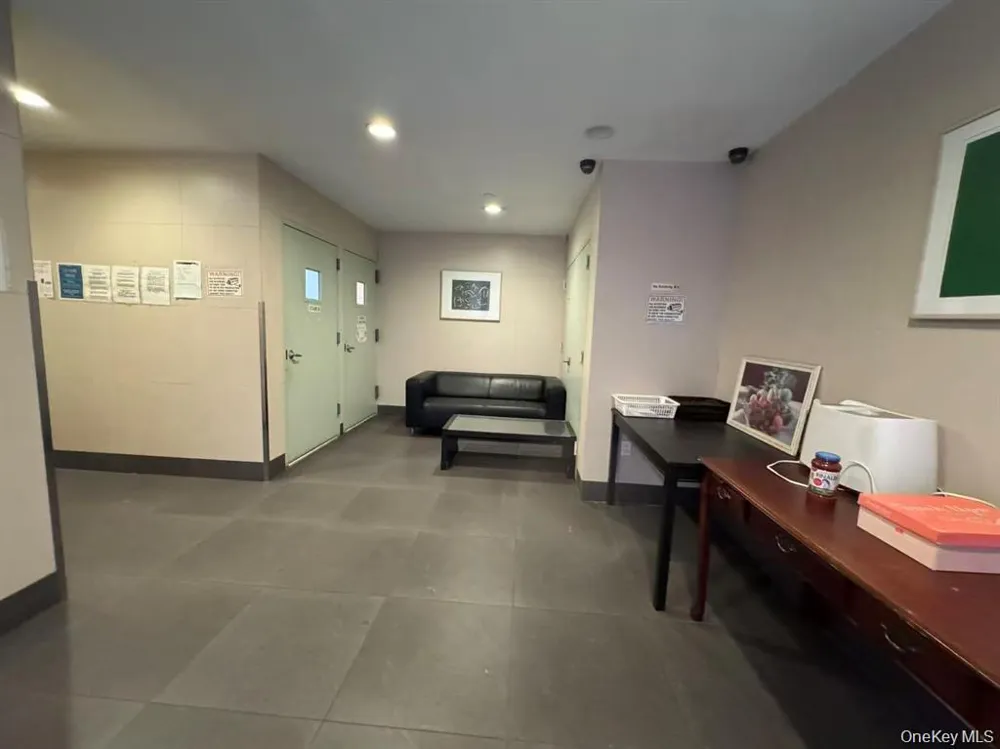 9106 Whitney Avenue #3A Elmhurst, NY 11373