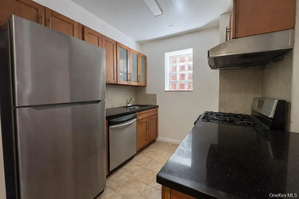 9106 Whitney Avenue #3A Elmhurst, NY 11373