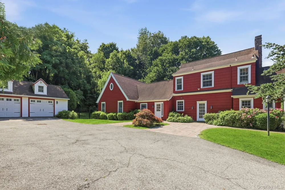 44 Beach Road Ossining, NY 10562