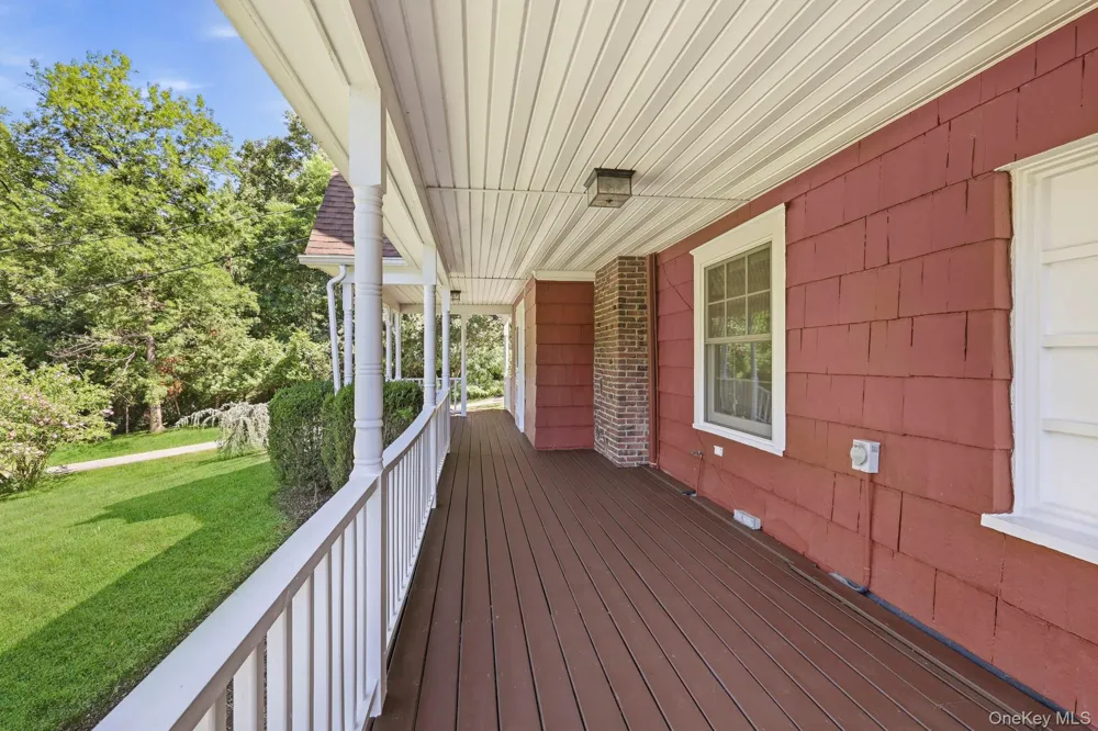 44 Beach Road Ossining, NY 10562
