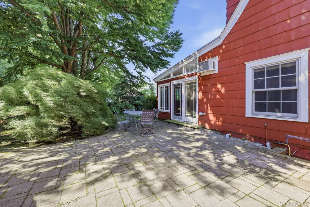 44 Beach Road Ossining, NY 10562