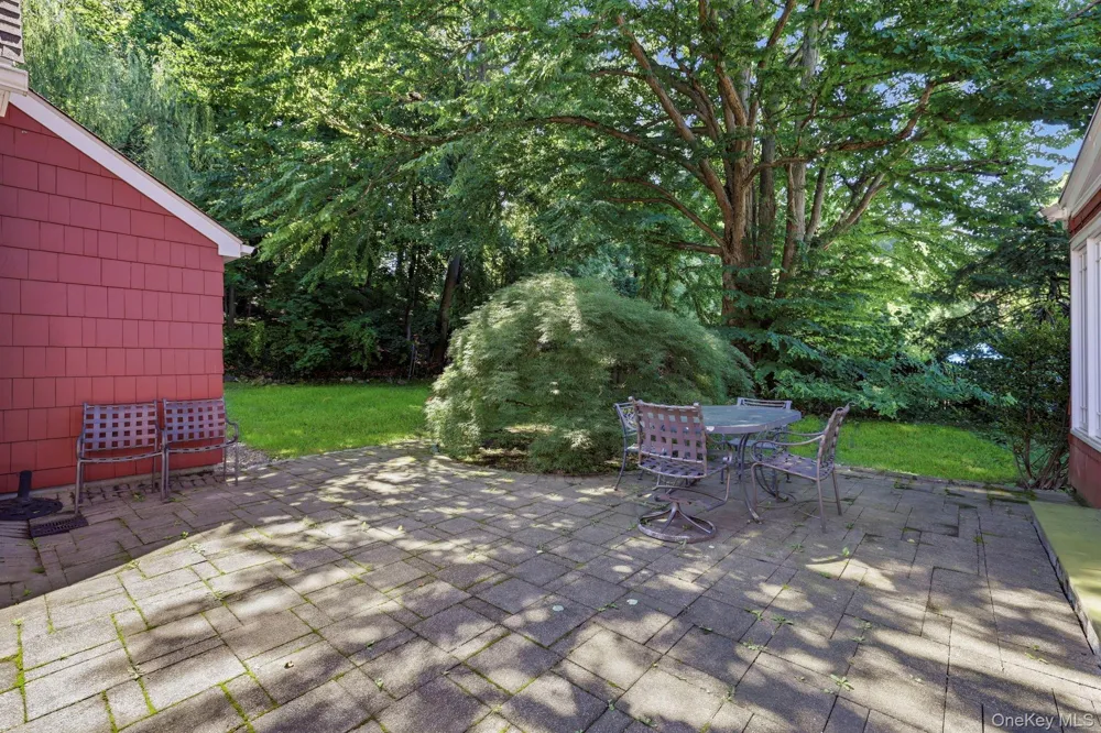 44 Beach Road Ossining, NY 10562