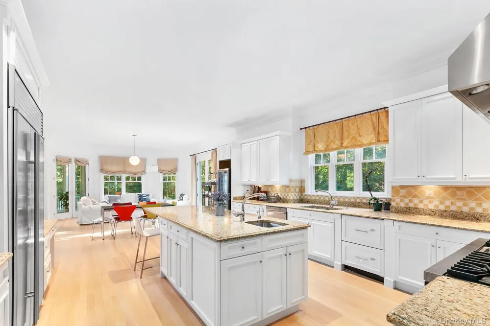 1477 Deerfield Road Water Mill, NY 11976