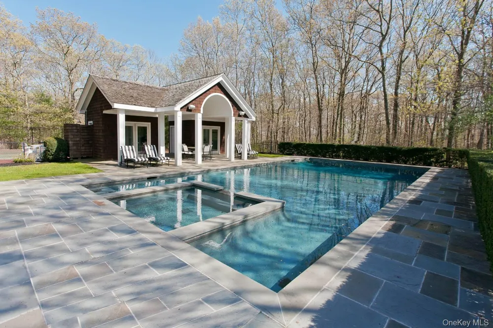 1477 Deerfield Road Water Mill, NY 11976