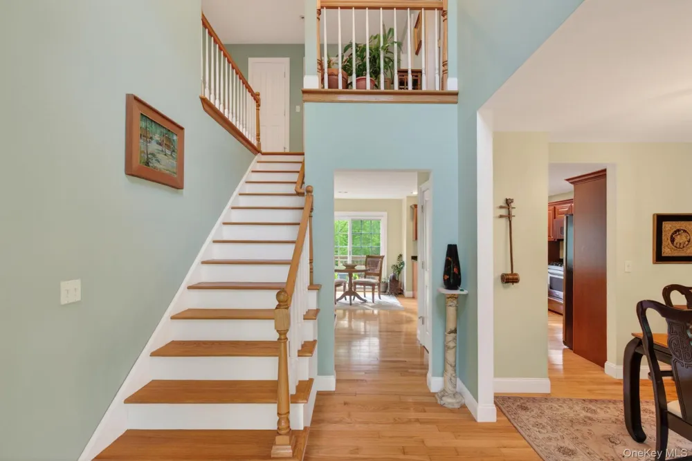 189 Bush Road Stone Ridge, NY 12484