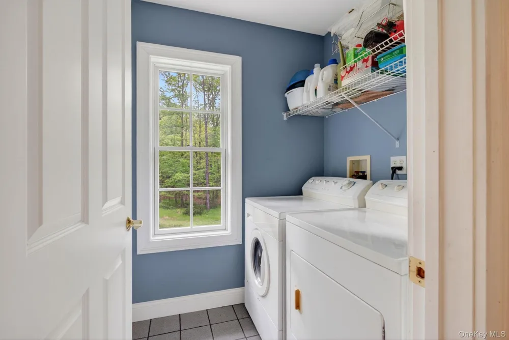189 Bush Road Stone Ridge, NY 12484