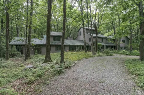 15 Cox Drive