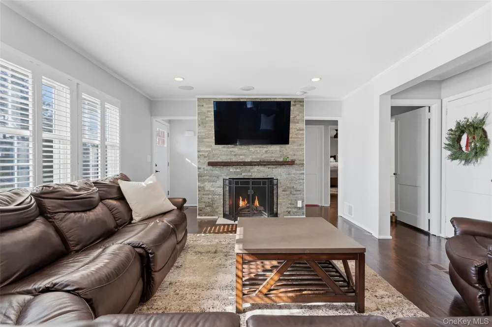 110 Tappan Landing Road Tarrytown, NY 10591