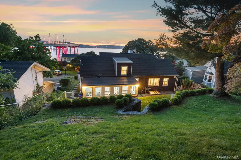 110 Tappan Landing Road Tarrytown, NY 10591