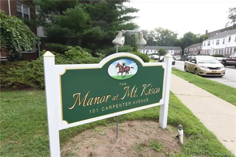101 Carpenter Avenue #E12
