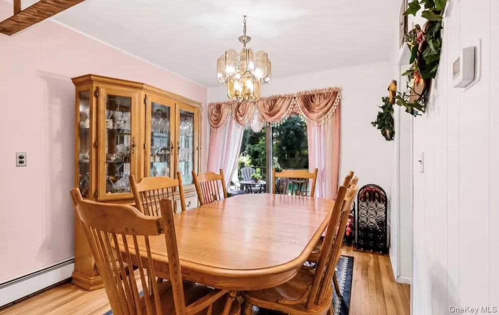 26 Harvard Lane Commack, NY 11725