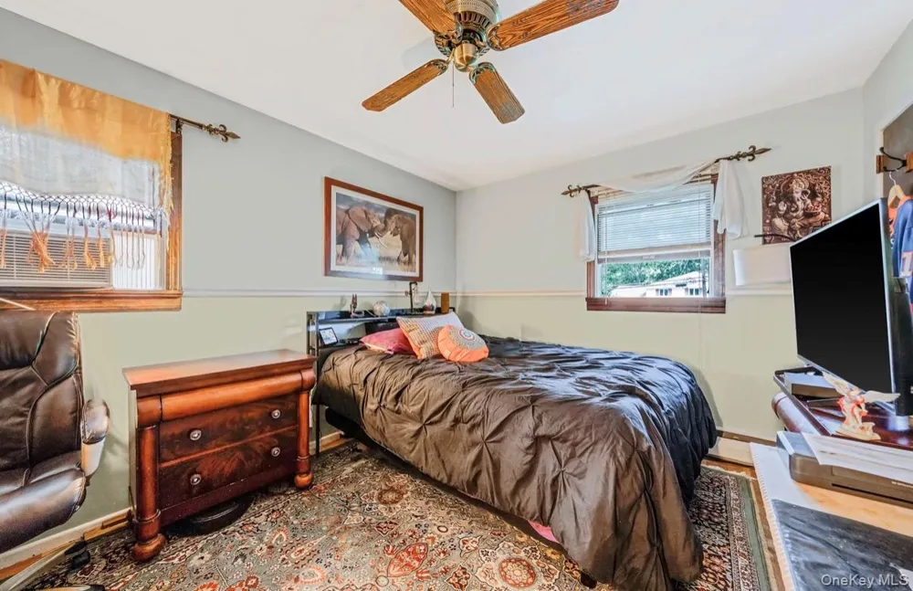 26 Harvard Lane Commack, NY 11725