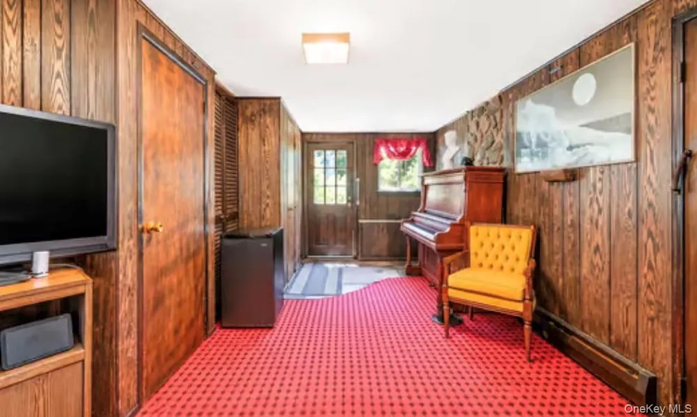 26 Harvard Lane Commack, NY 11725