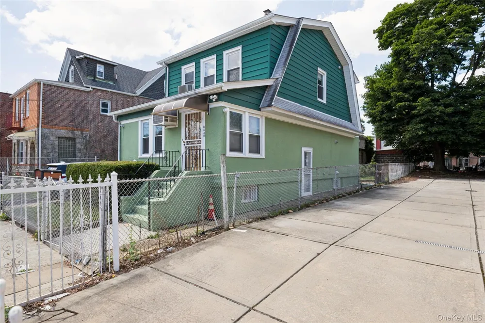 8430 129th Street Kew Gardens, NY 11415