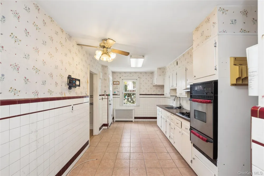 8430 129th Street Kew Gardens, NY 11415