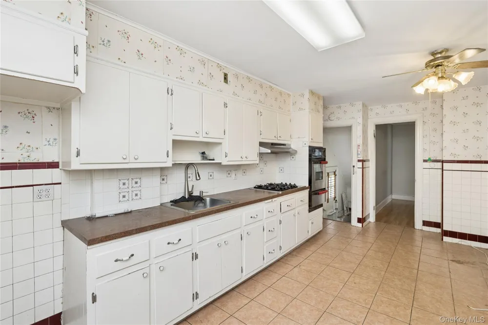 8430 129th Street Kew Gardens, NY 11415