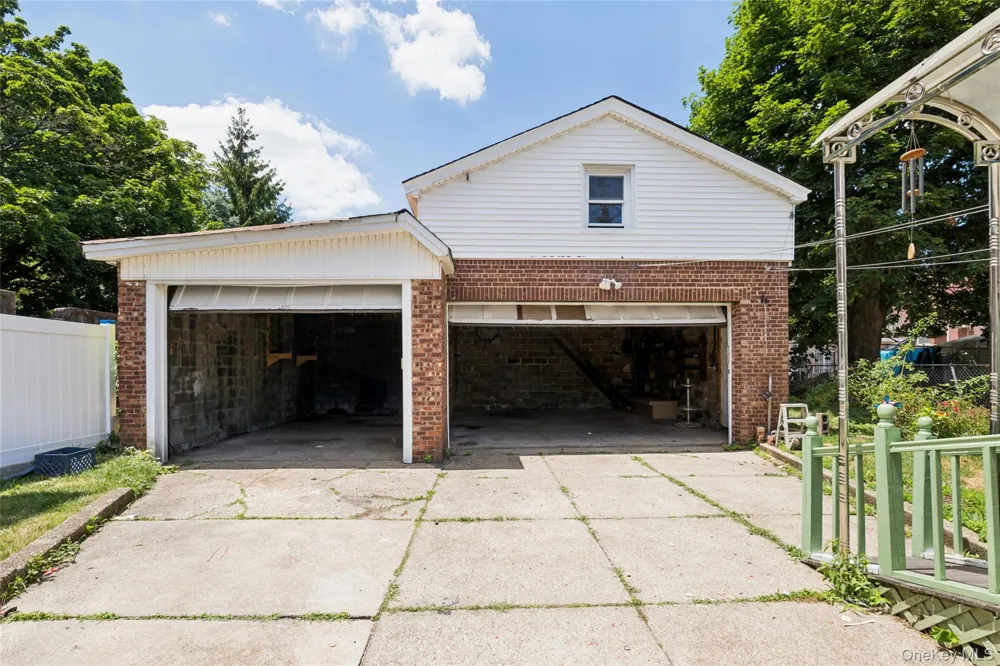 8430 129th Street Kew Gardens, NY 11415