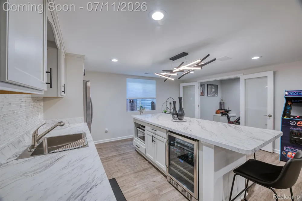 48847 Windfall Road Novi City, MI 48374