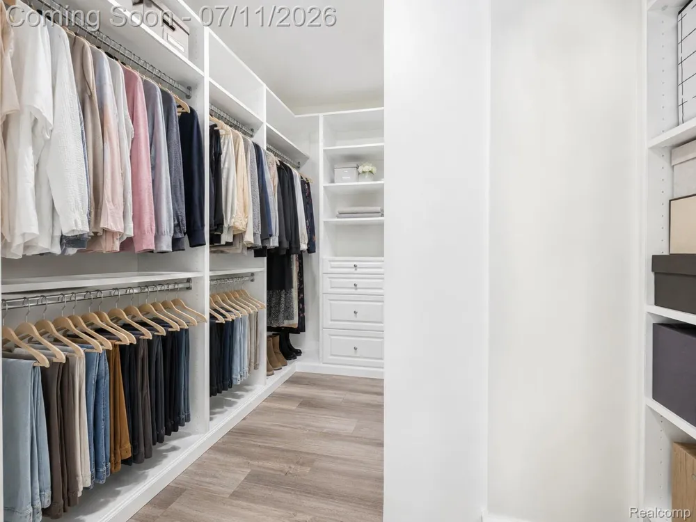 48847 Windfall Road Novi City, MI 48374