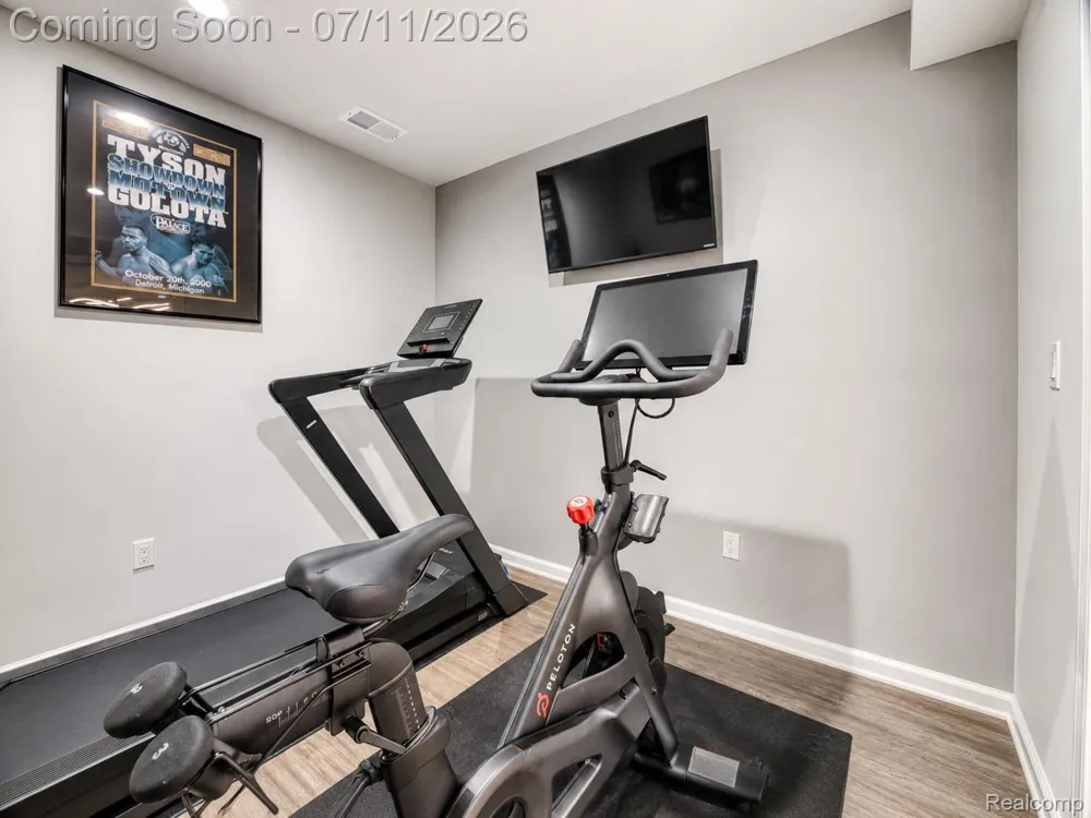 48847 Windfall Road Novi City, MI 48374