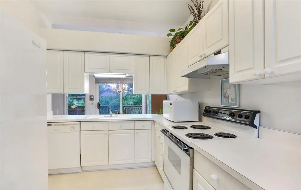 24267 Weathervane Court Novi City, MI 48374