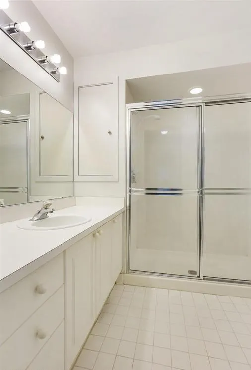 24267 Weathervane Court Novi City, MI 48374