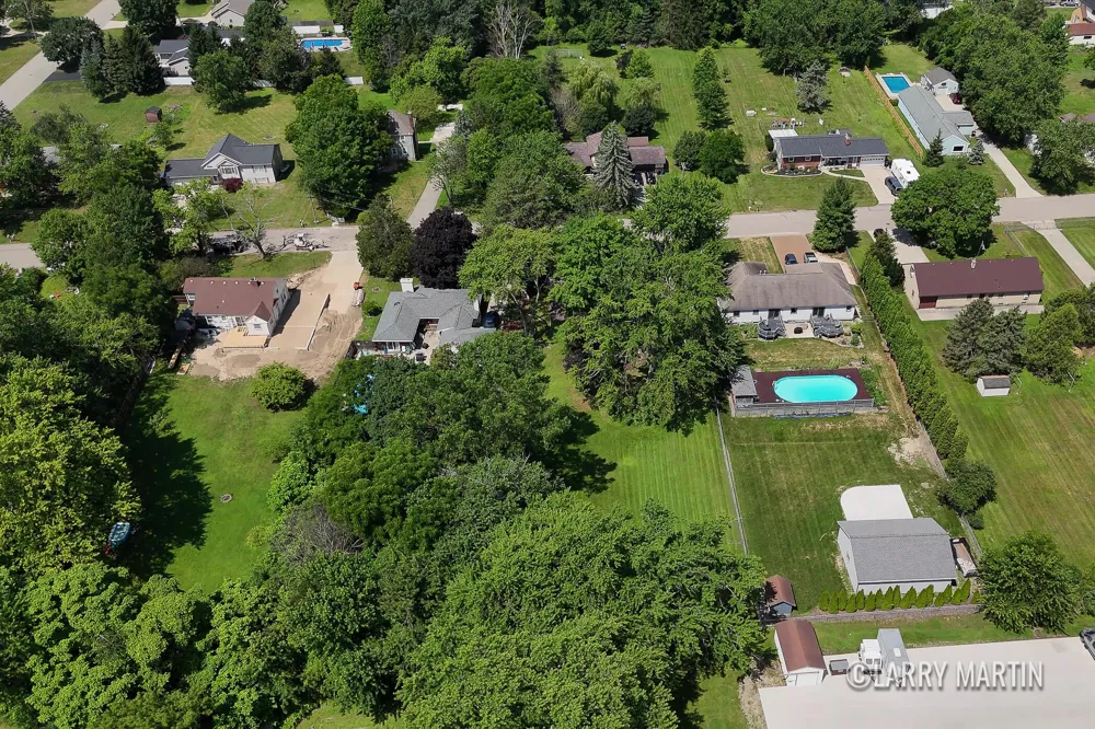 1916 Manning Avenue NW Walker City, MI 49534