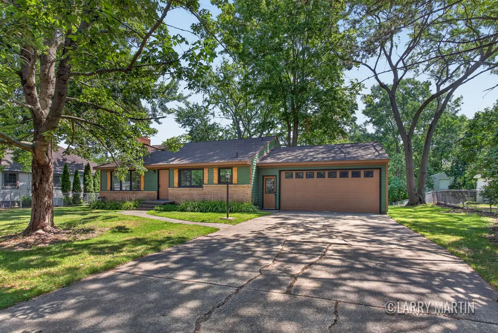 1916 Manning Avenue NW Walker City, MI 49534