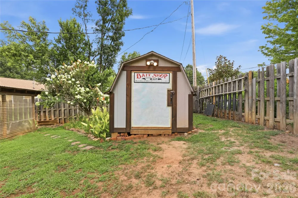 21013 Entrada Drive Cornelius, NC 28031