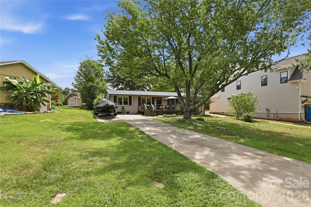 21013 Entrada Drive Cornelius, NC 28031