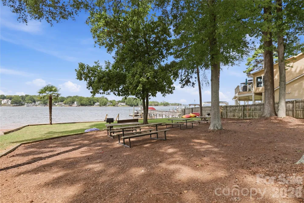 21013 Entrada Drive Cornelius, NC 28031