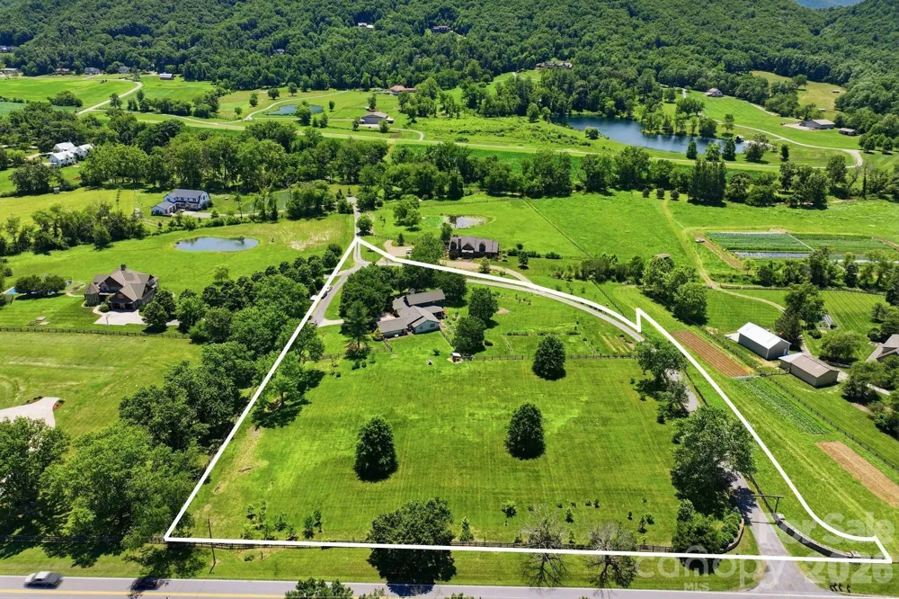 114 Cane Creek Ranch Drive Fletcher, NC 28732