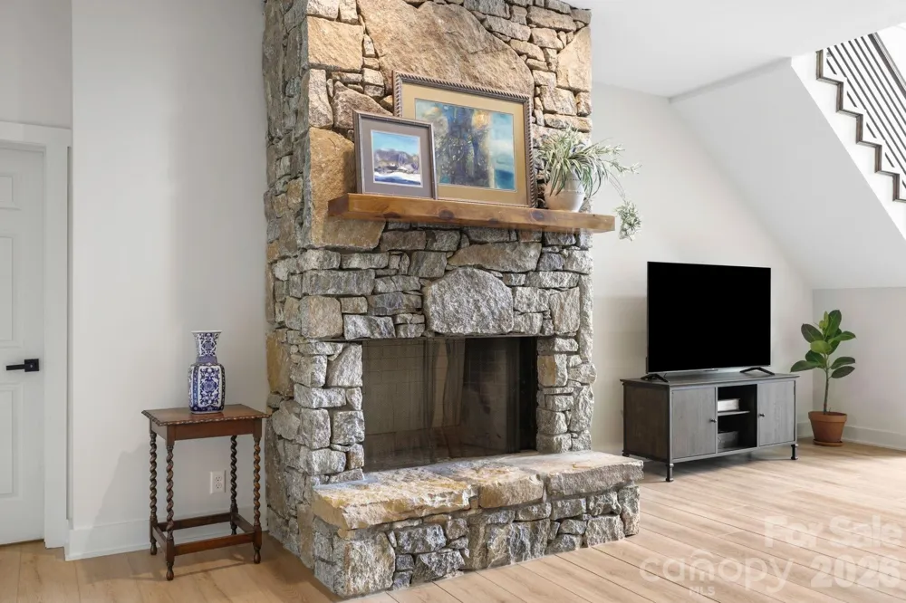 114 Cane Creek Ranch Drive Fletcher, NC 28732