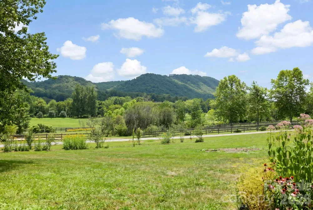 114 Cane Creek Ranch Drive Fletcher, NC 28732