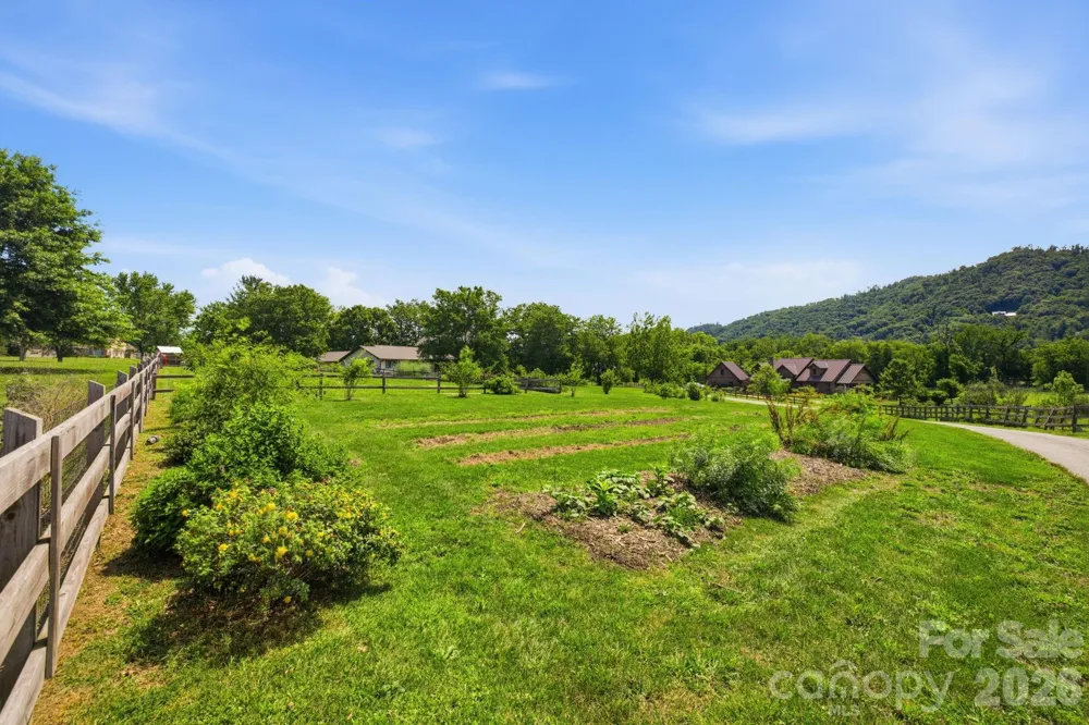 114 Cane Creek Ranch Drive Fletcher, NC 28732