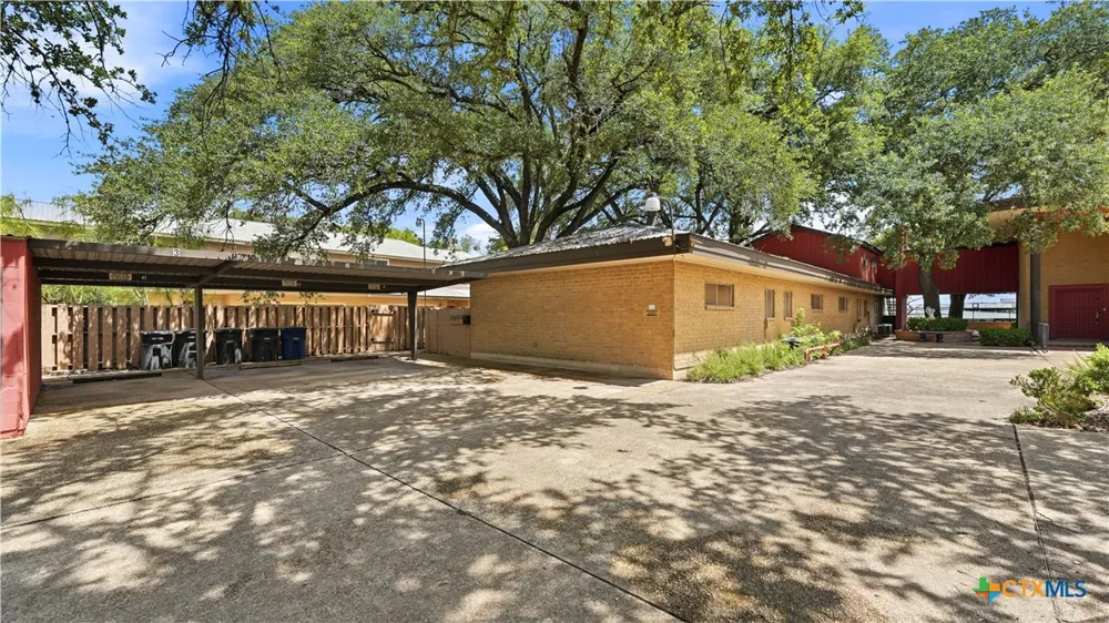 1655 Kuehler Avenue New Braunfels, TX 78130