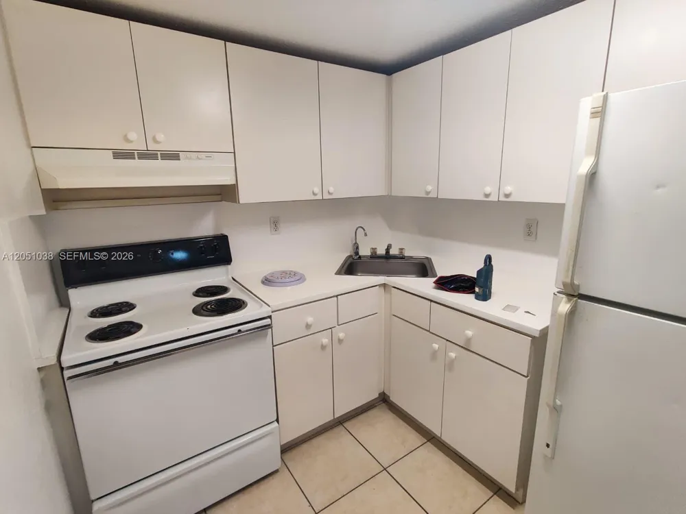 666 W 81st St #414 Hialeah, FL 33014