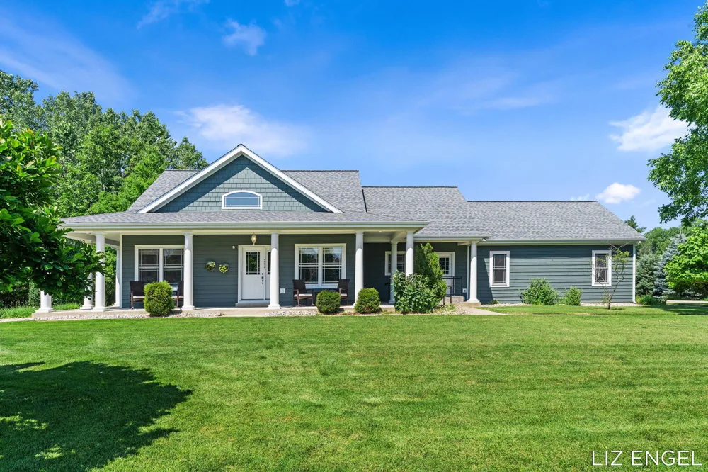 762 Wilderness Ridge Drive Douglas, MI 49406