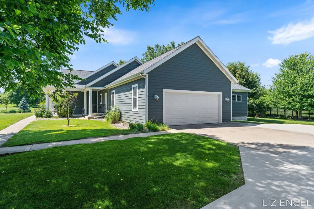 762 Wilderness Ridge Drive Douglas, MI 49406