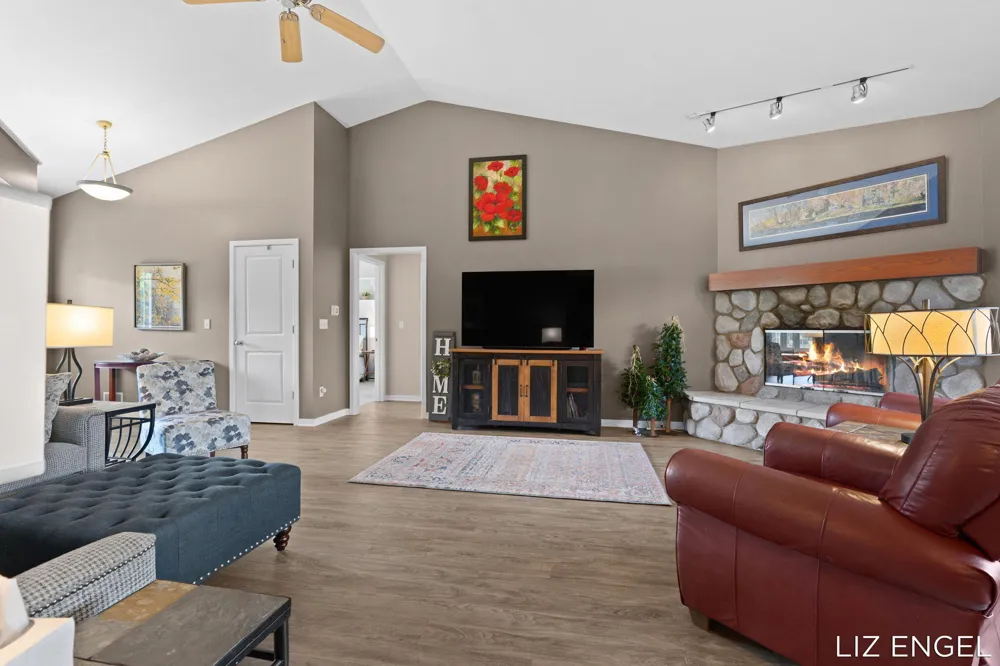 762 Wilderness Ridge Drive Douglas, MI 49406