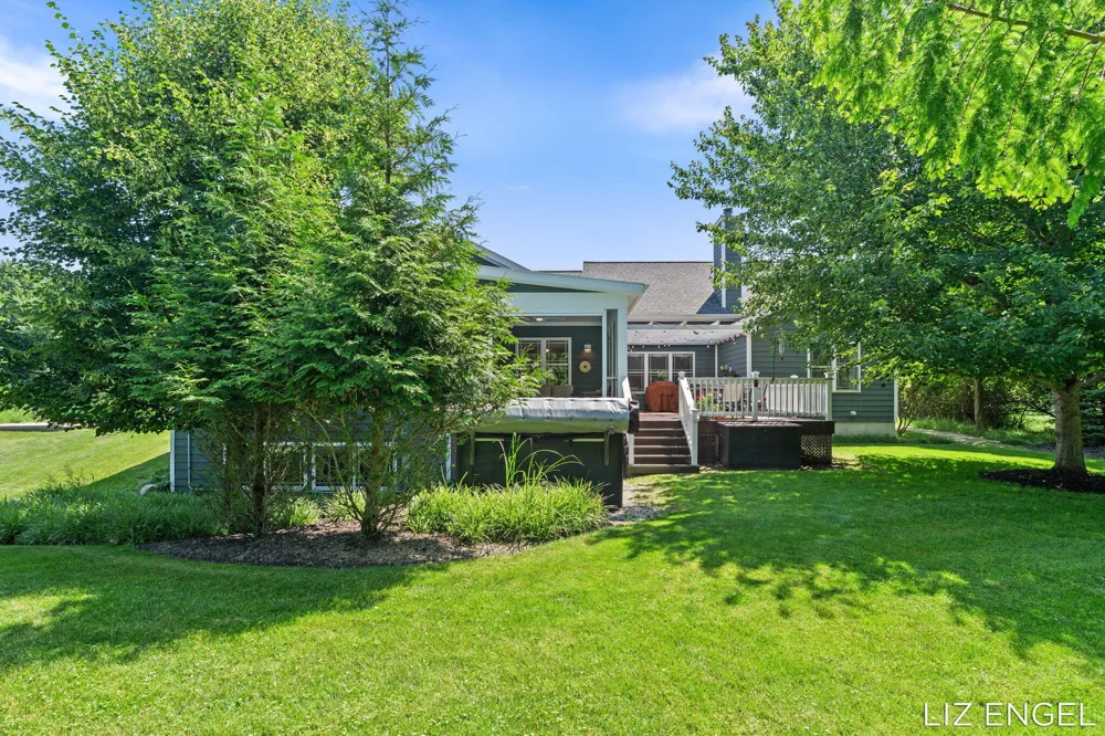762 Wilderness Ridge Drive Douglas, MI 49406