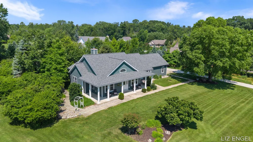 762 Wilderness Ridge Drive Douglas, MI 49406
