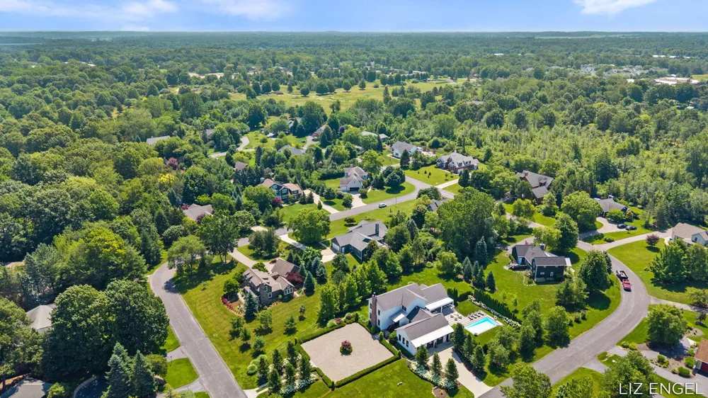 762 Wilderness Ridge Drive Douglas, MI 49406