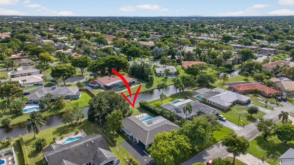 2421 NW 114th Avenue Coral Springs, FL 33065