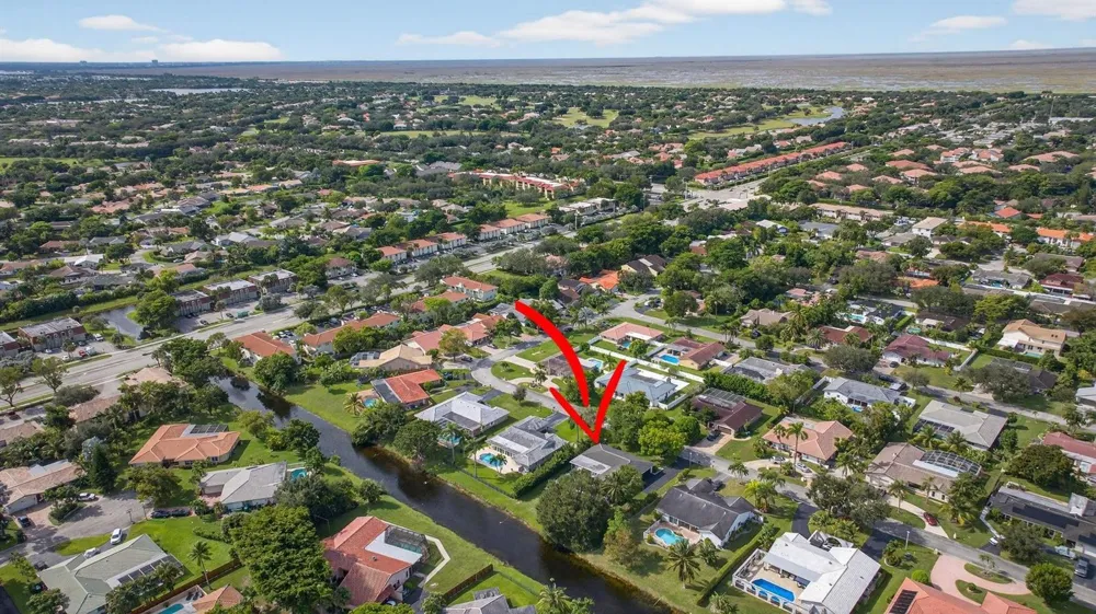 2421 NW 114th Avenue Coral Springs, FL 33065