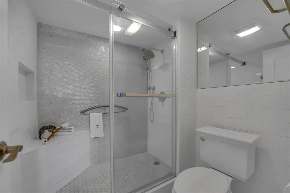 5100 Ocean Boulevard #602 Lauderdale By The Sea, FL 33308
