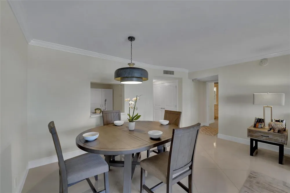 5100 Ocean Boulevard #602 Lauderdale By The Sea, FL 33308