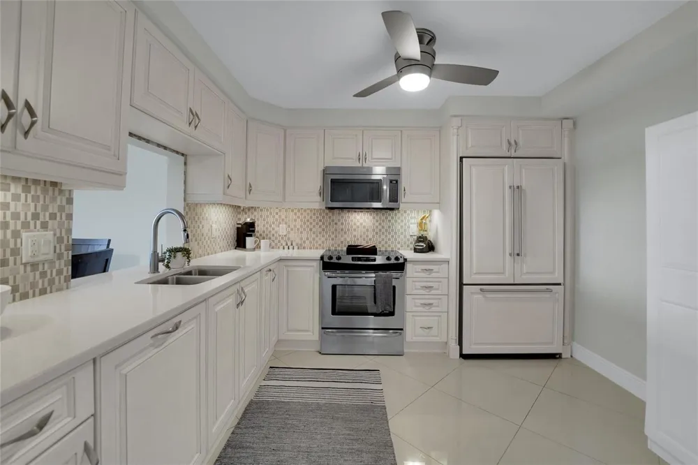 5100 Ocean Boulevard #602 Lauderdale By The Sea, FL 33308